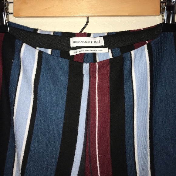 High-waisted, cropped pants - Picture 3 of 3